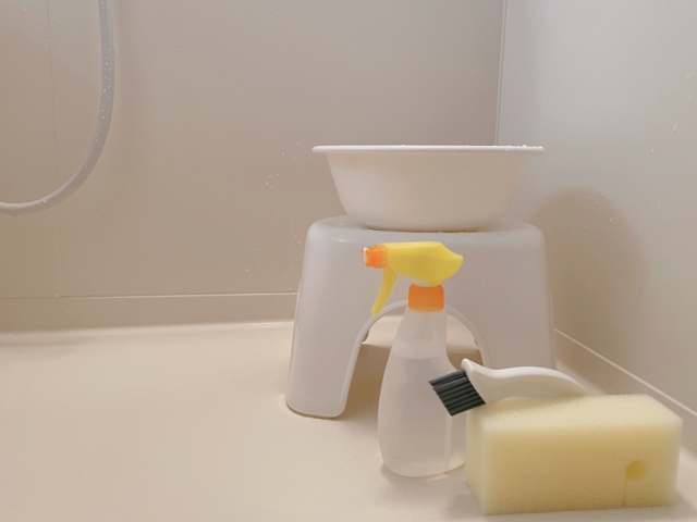 浴室クリーニング、蛇口の水垢汚れも綺麗ピカピカ！気持ちの良い浴室へ